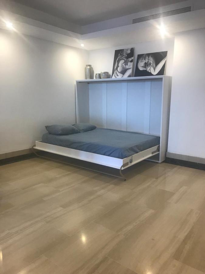 Bahia De La Plata Luxury Apartments 埃斯特波纳 外观 照片
