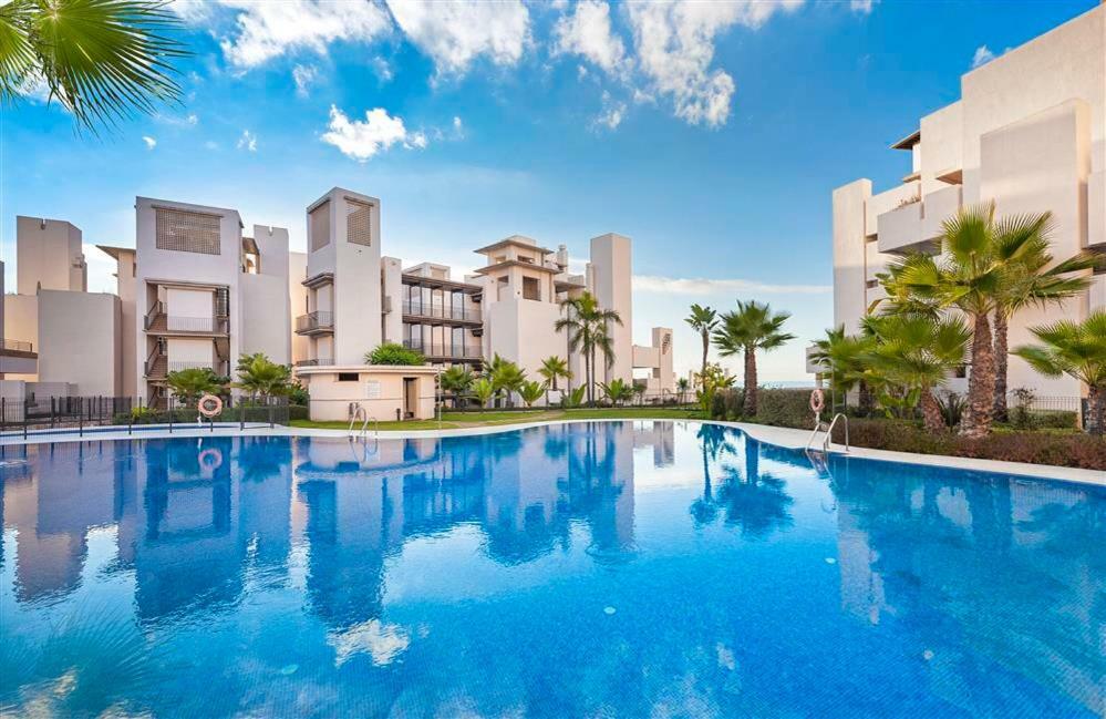 Bahia De La Plata Luxury Apartments 埃斯特波纳 外观 照片
