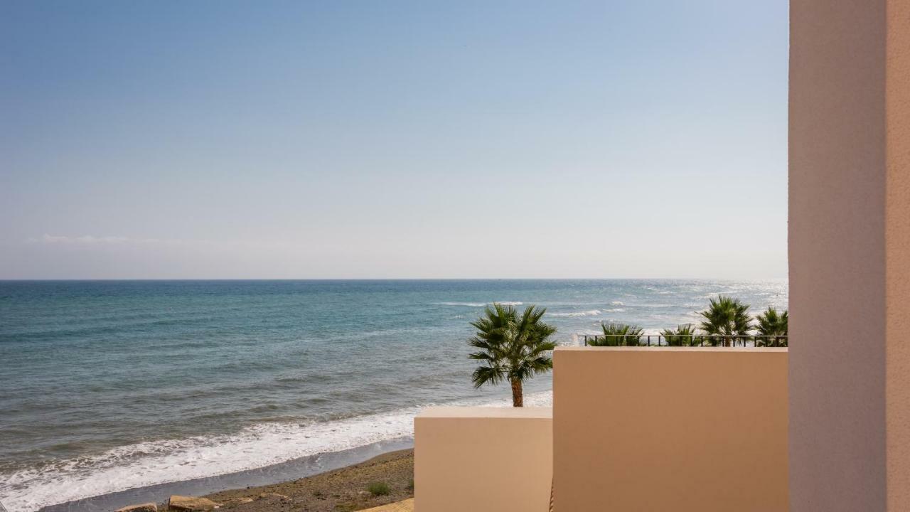 Bahia De La Plata Luxury Apartments 埃斯特波纳 外观 照片