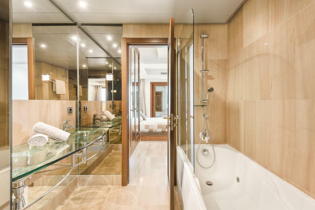 Bahia De La Plata Luxury Apartments 埃斯特波纳 外观 照片